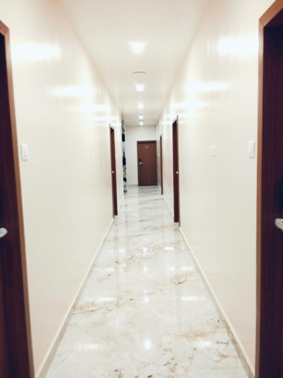 Uj Pallazzio - Business Class Luxury Hotel Tiruvannāmalai Extérieur photo