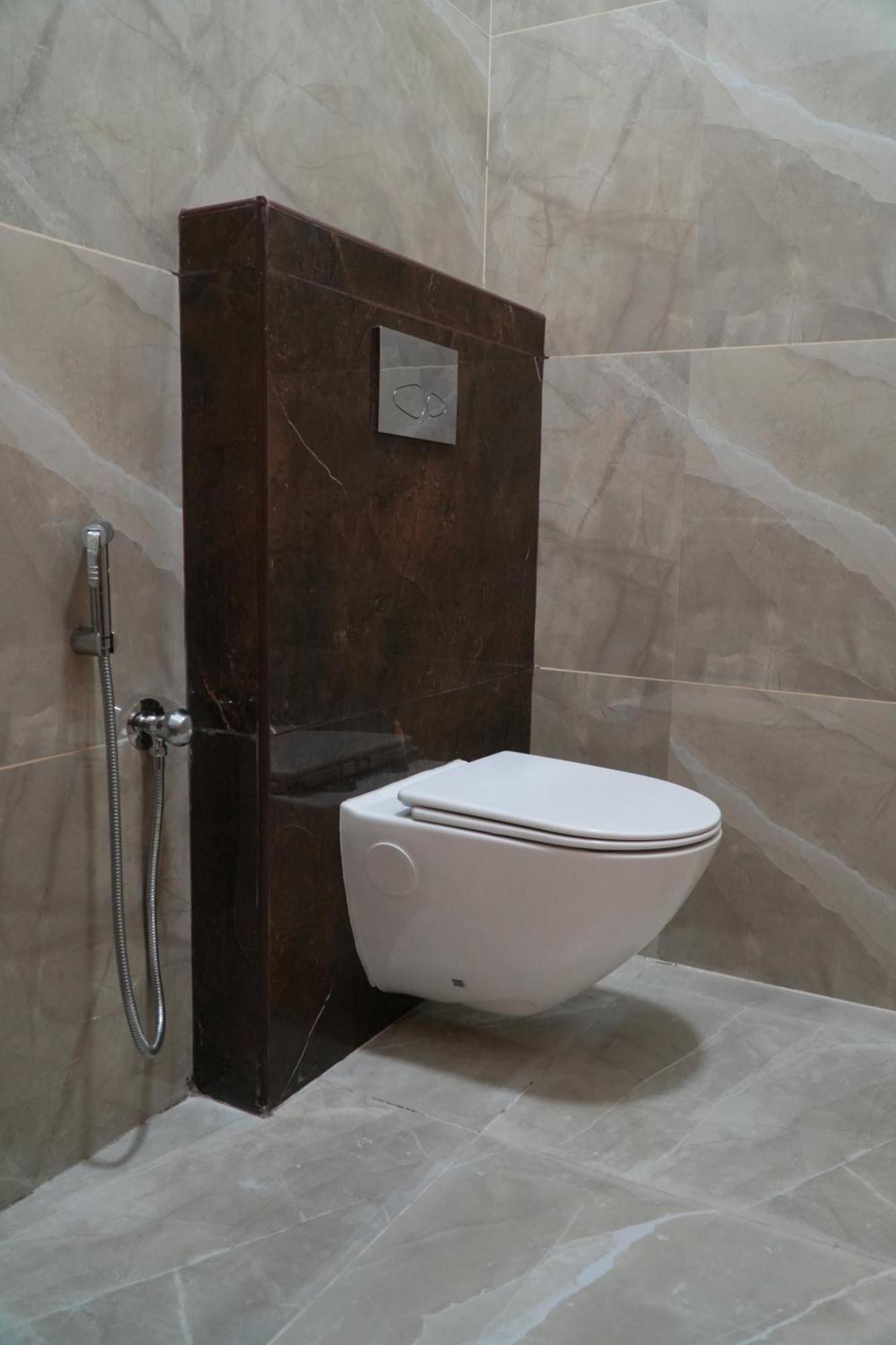 Uj Pallazzio - Business Class Luxury Hotel Tiruvannāmalai Extérieur photo
