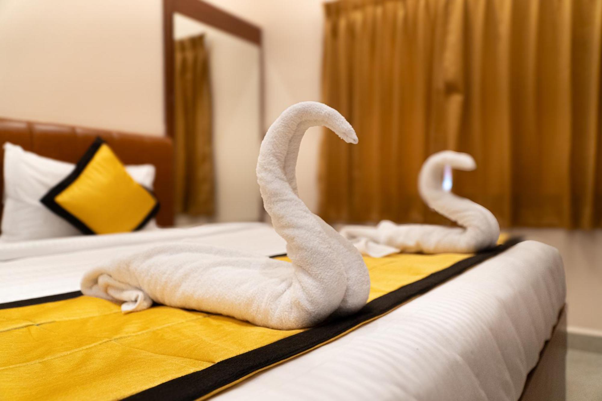 Uj Pallazzio - Business Class Luxury Hotel Tiruvannāmalai Extérieur photo