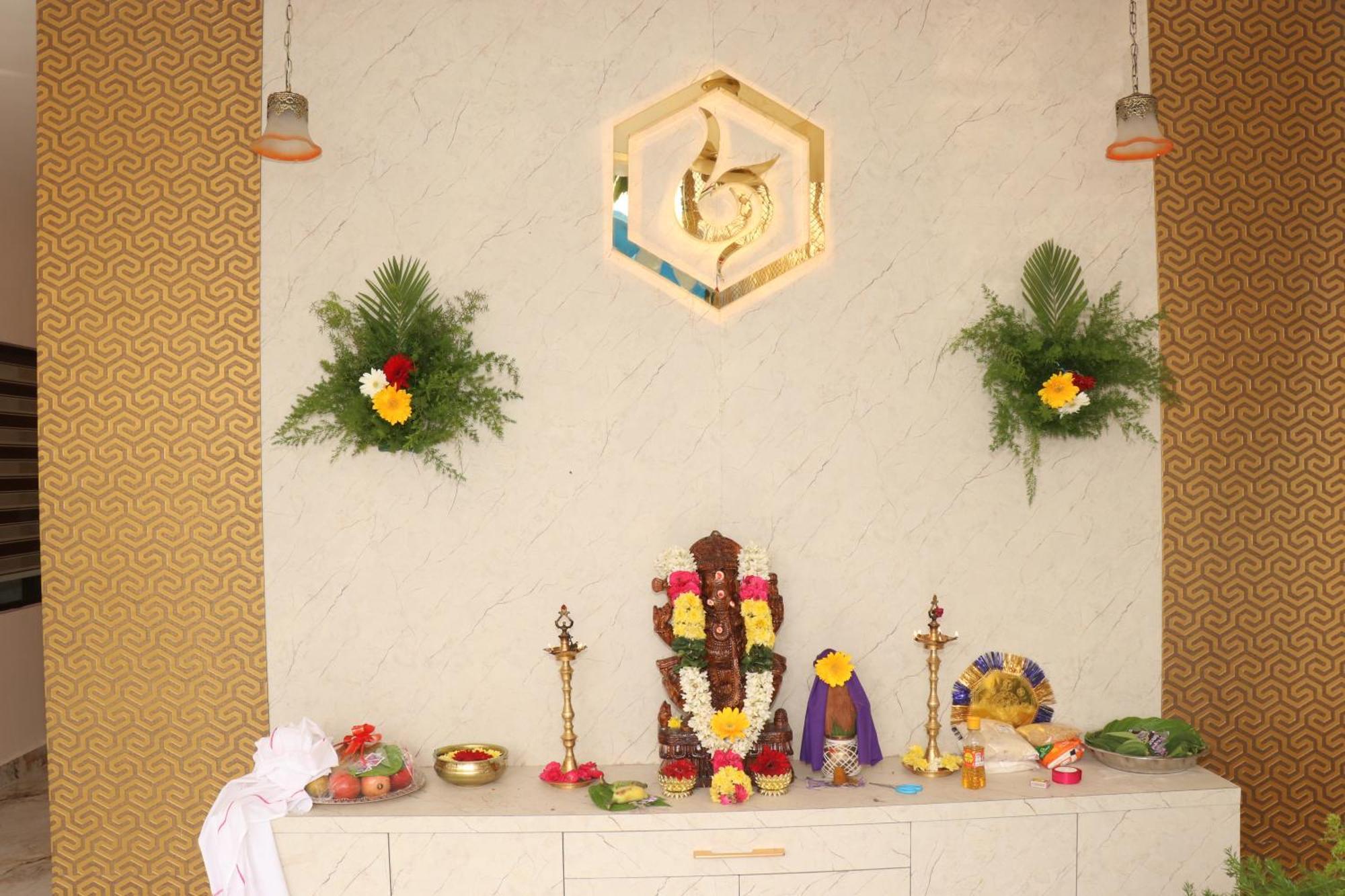 Uj Pallazzio - Business Class Luxury Hotel Tiruvannāmalai Extérieur photo